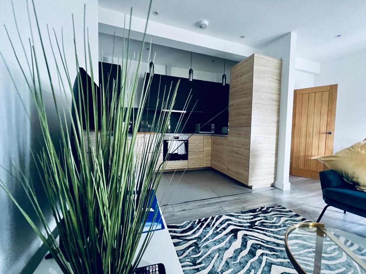 Neils Place Hosted By Airoperate Appartement